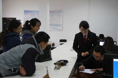 郑州实验区法院全面开展审判业务