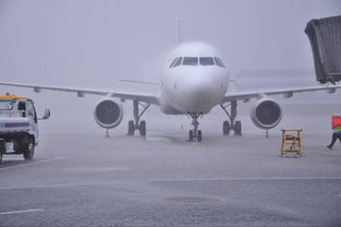 强降雨天气突袭成都机场 造成部分航班不能正常起降